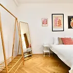 Tallerova Apartment *