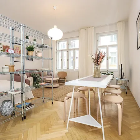 Tallerova * ברטיסלאבה