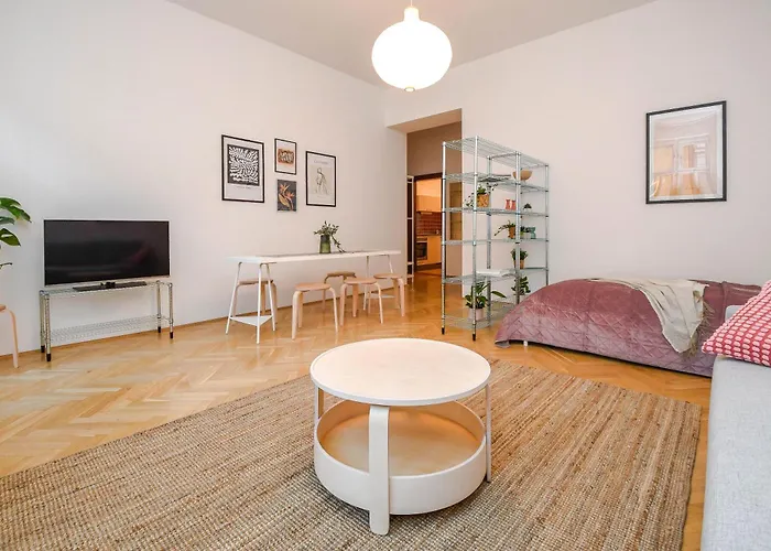 Apartment Tallerova *